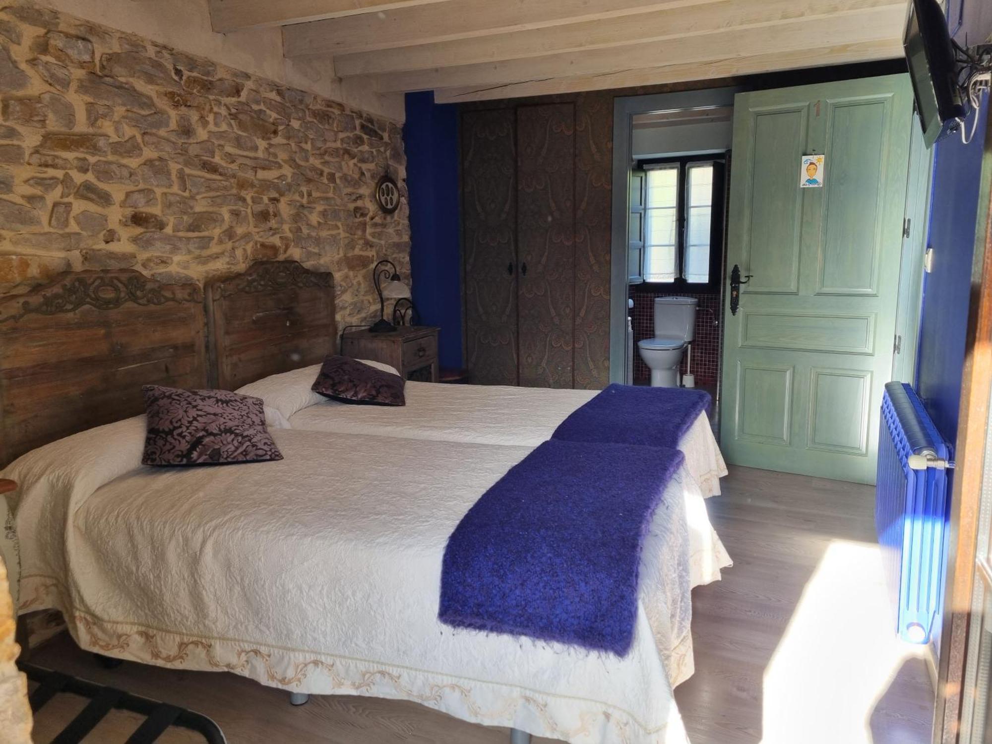 Hotel Rural La Casa Encanto Espinosa de los Monteros Esterno foto